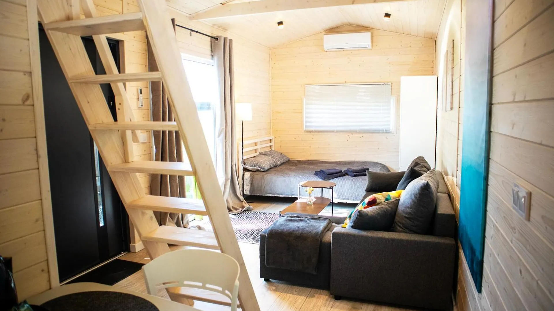 Campingplads 3 Widoki Kiekrz -Domki Tiny House Z Prywatna Plaza I Pomostem Nad Jeziorem Kierskim Poznań Polen